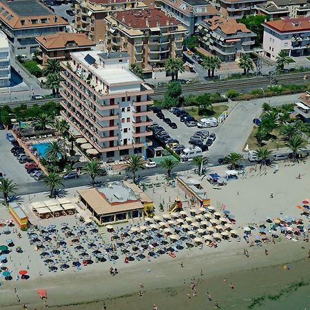 كوبرا ماريتيما Hotel Cristal المظهر الخارجي الصورة